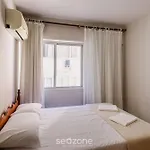 Belo Apto Quadra Mar Em Balneario Camboriu Eal0704