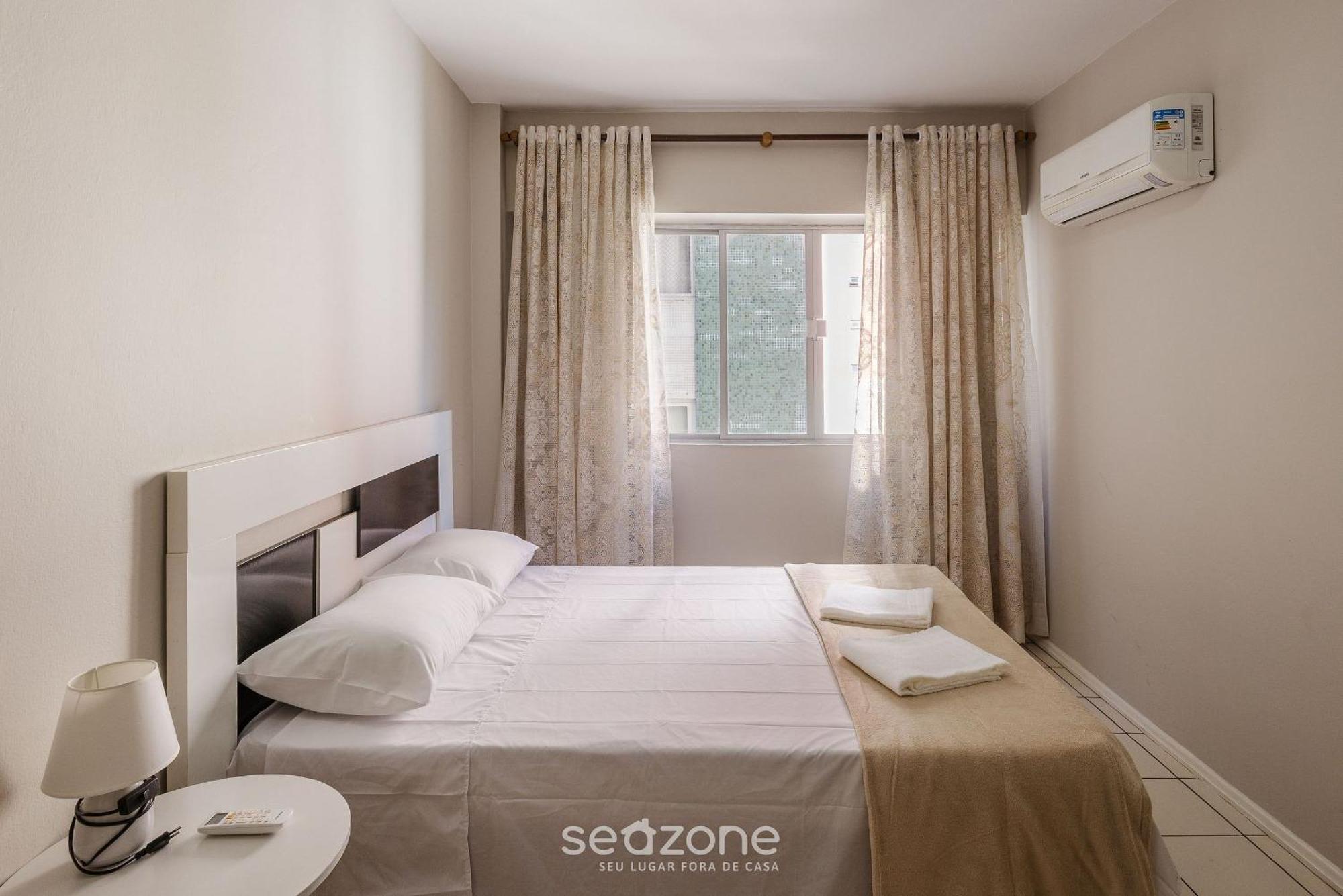 Apartamento Belo Apto Quadra Mar Em Eal0704 Balneario Camboriu